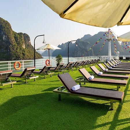Legacy Cruise Hotel Ha Long Bagian luar foto