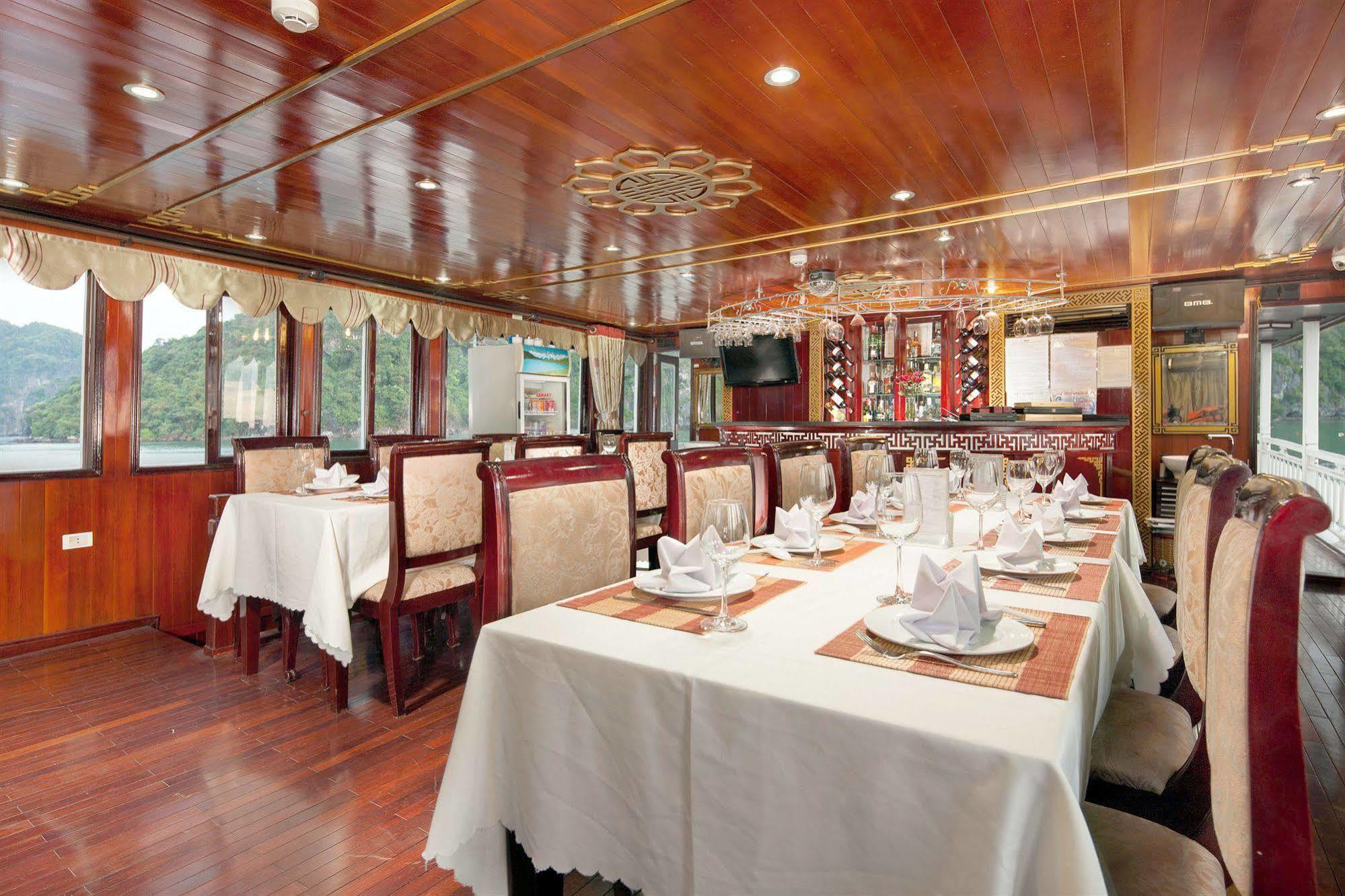 Legacy Cruise Hotel Ha Long Bagian luar foto